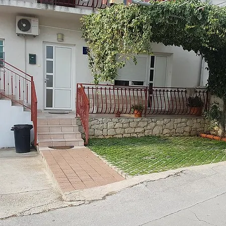 Dubravka Apartamento Split